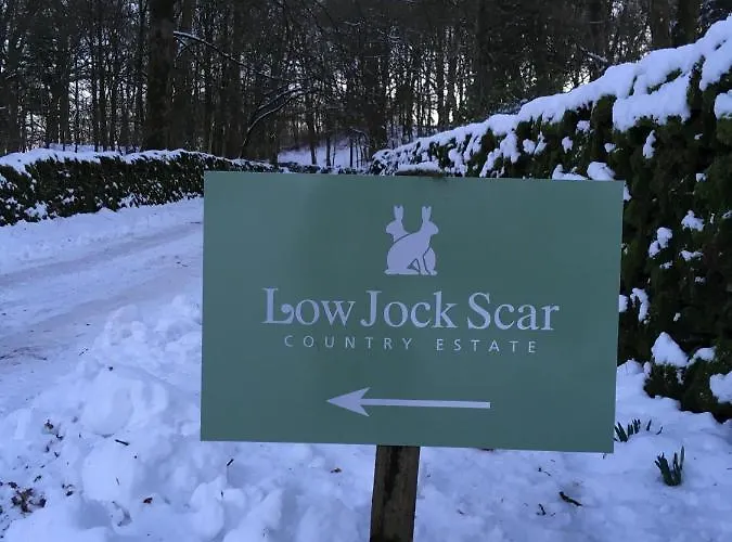 Jock Scar Country Estate Эмблсайд